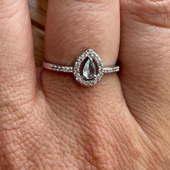 Bomb Party Original Ring - The Dainty Teardrop Ring - Picture 4 of 6